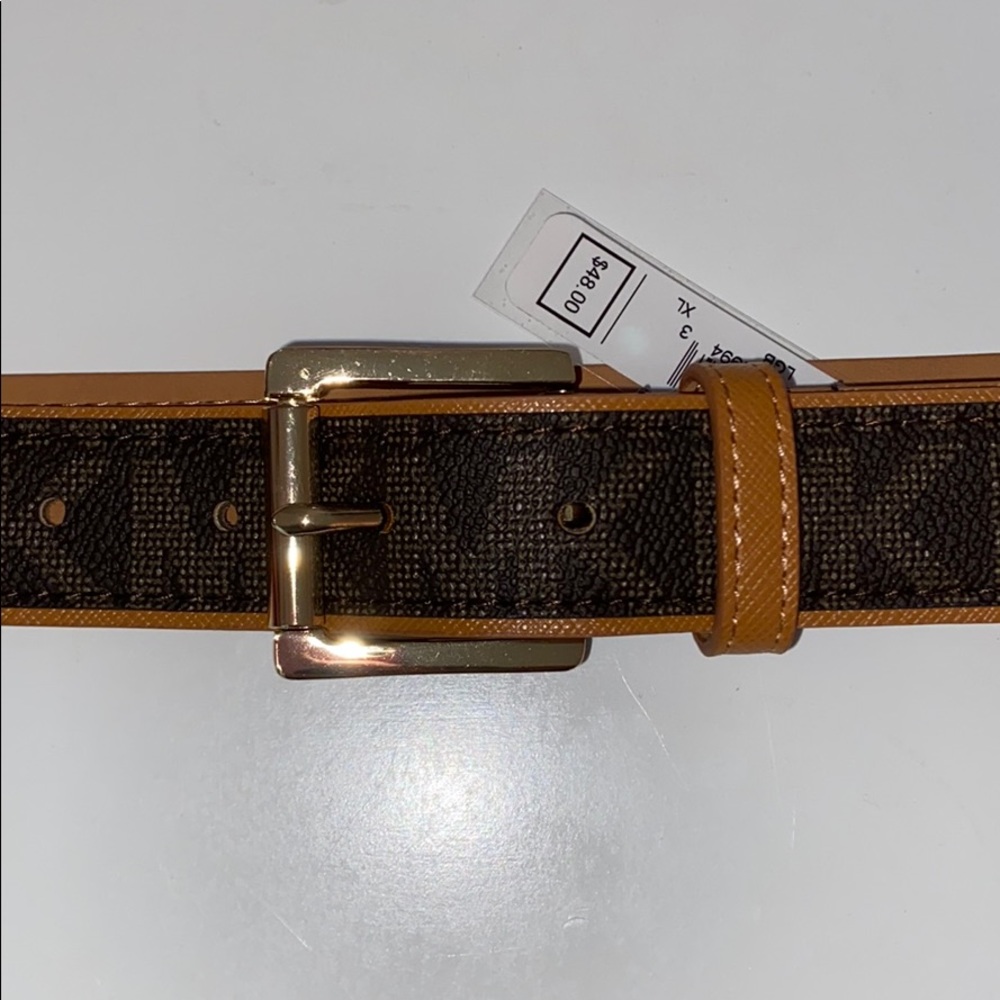 Micheal Kors Belt
